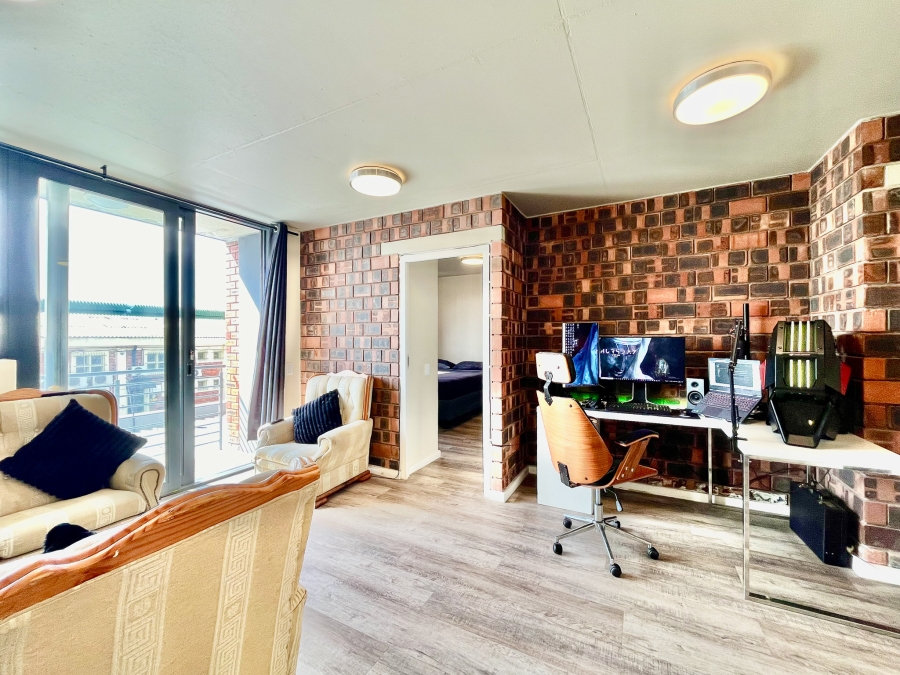 2 Bedroom Property for Sale in Observatory Western Cape